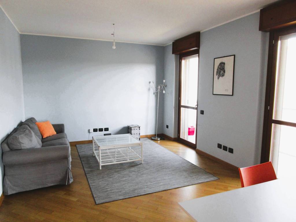 appartamento in vendita a Milano in zona Famagosta