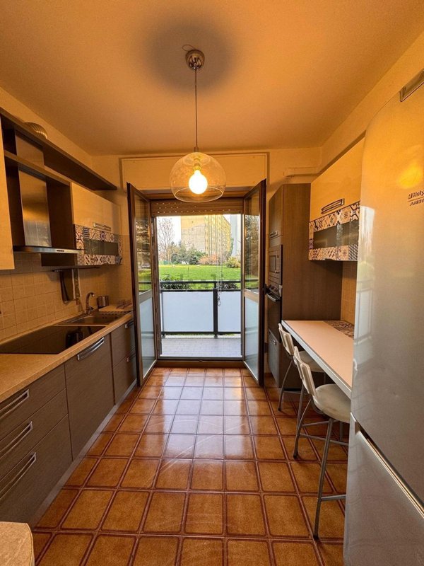 appartamento in vendita a Milano in zona Gallaratese