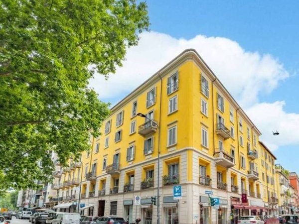 appartamento in vendita a Milano in zona Sempione