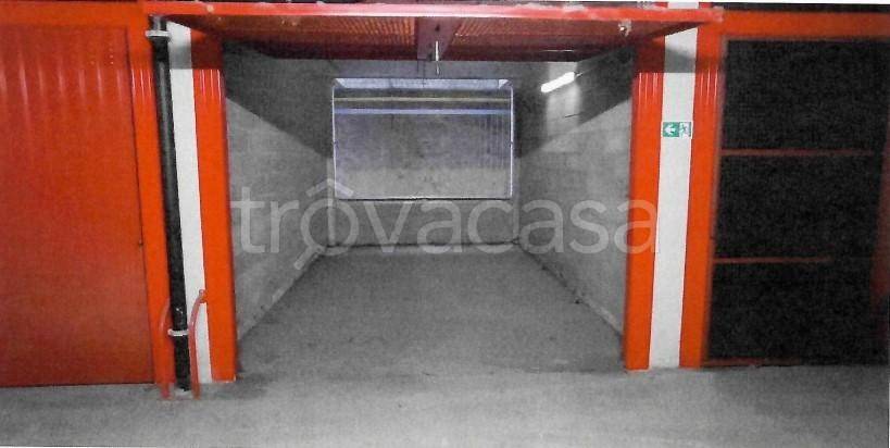 appartamento in vendita a Milano in zona Dergano