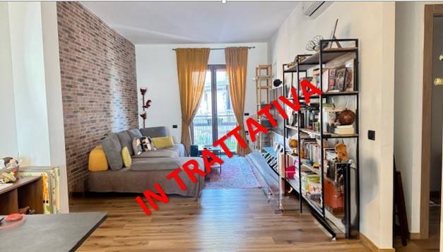 appartamento in vendita a Milano in zona Lorenteggio