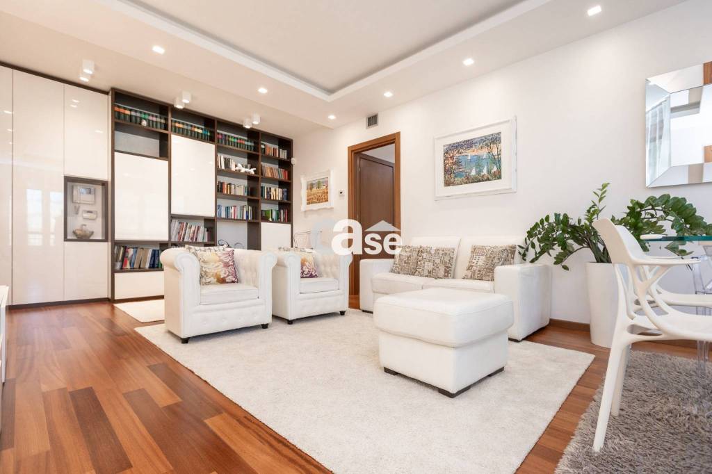 appartamento in vendita a Milano in zona Quarto Cagnino