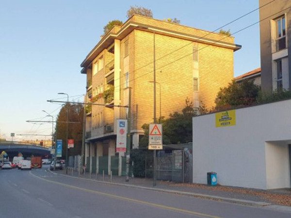 appartamento in vendita a Milano in zona Il Portello
