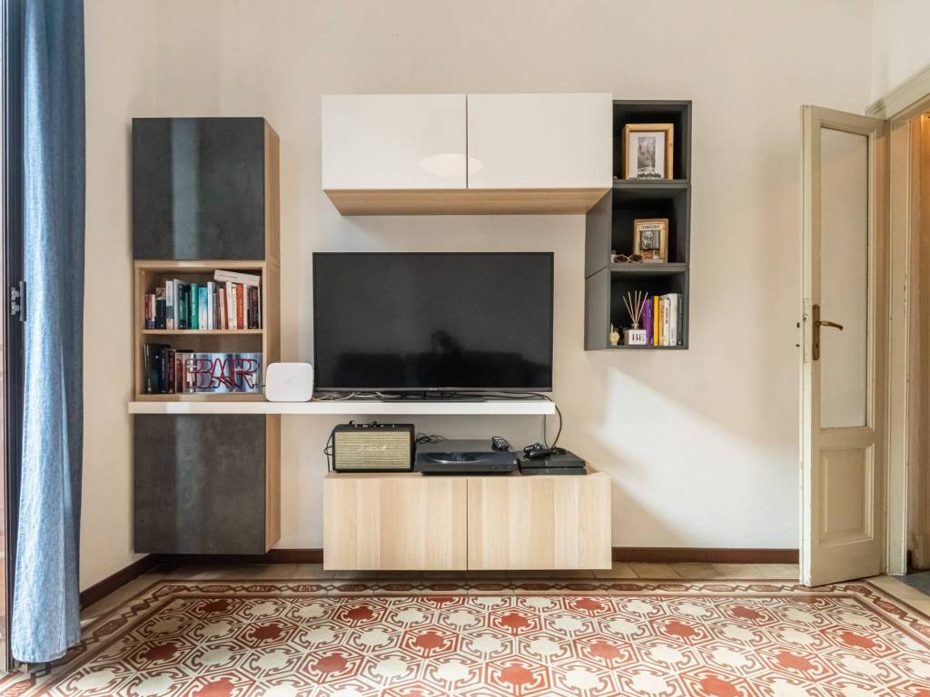 appartamento in vendita a Milano in zona Bocconi