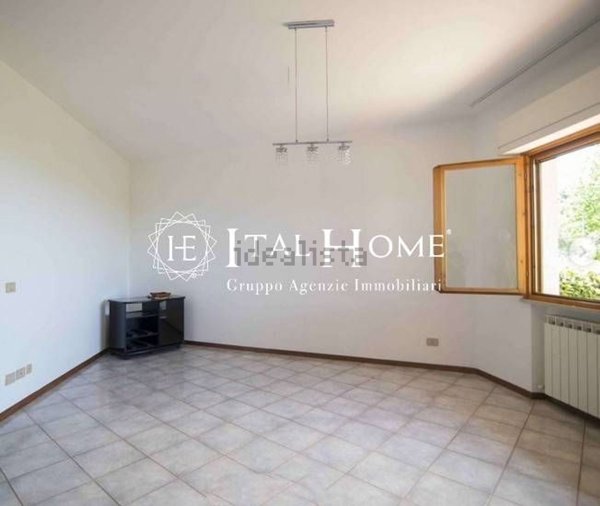 appartamento in vendita a Milano in zona Trenno