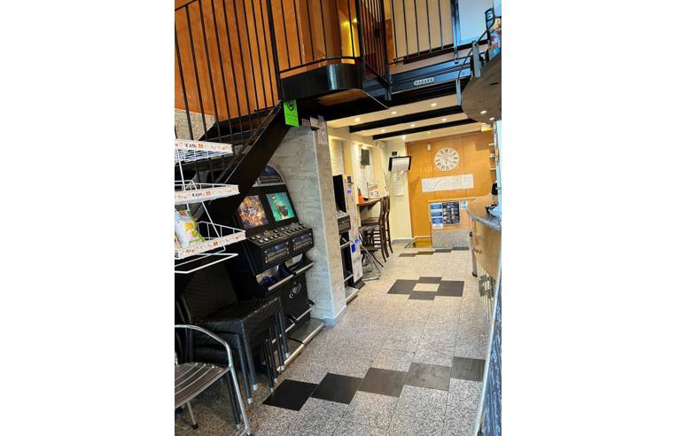 negozio in vendita a Milano in zona Maciachini