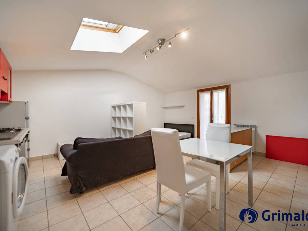 appartamento in vendita a Milano in zona Corvetto