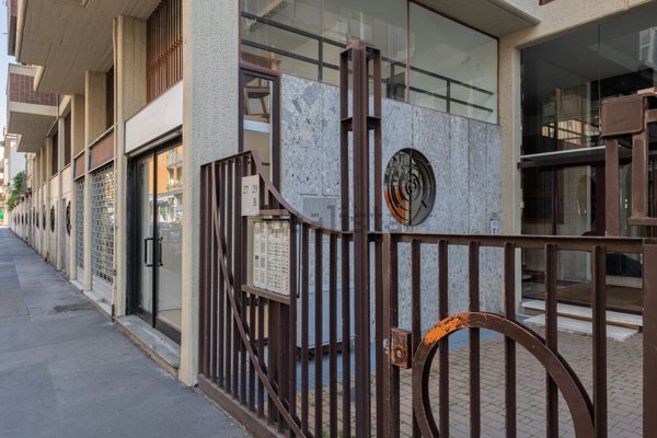 negozio in vendita a Milano