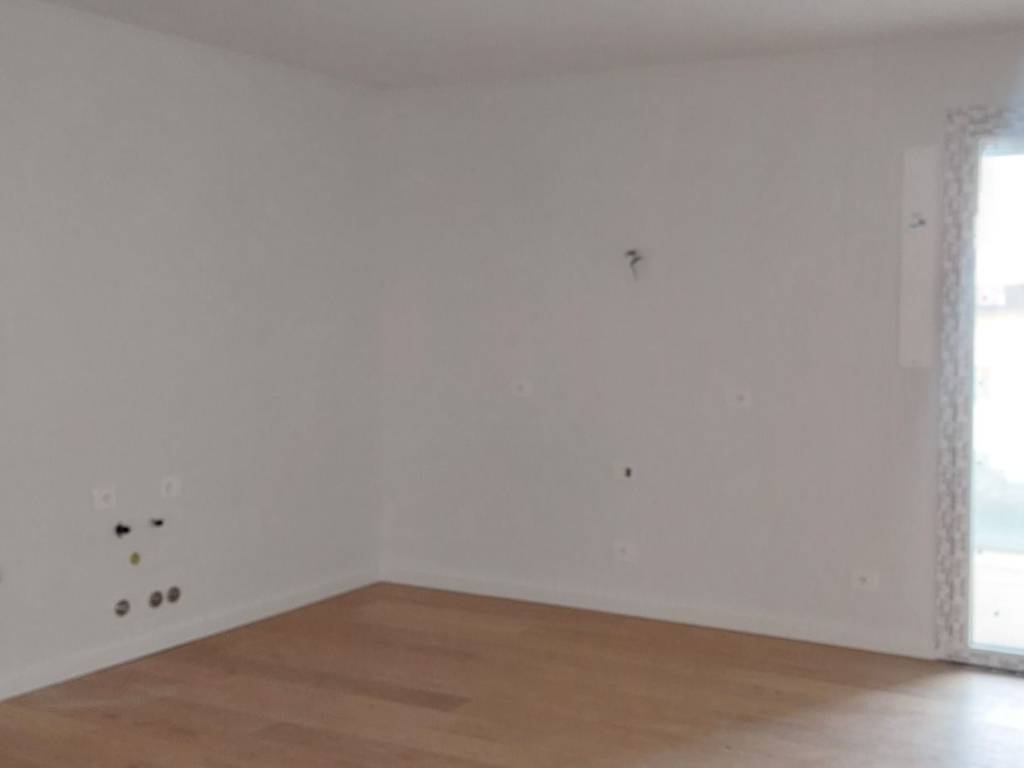 appartamento in vendita a Milano in zona Adriano