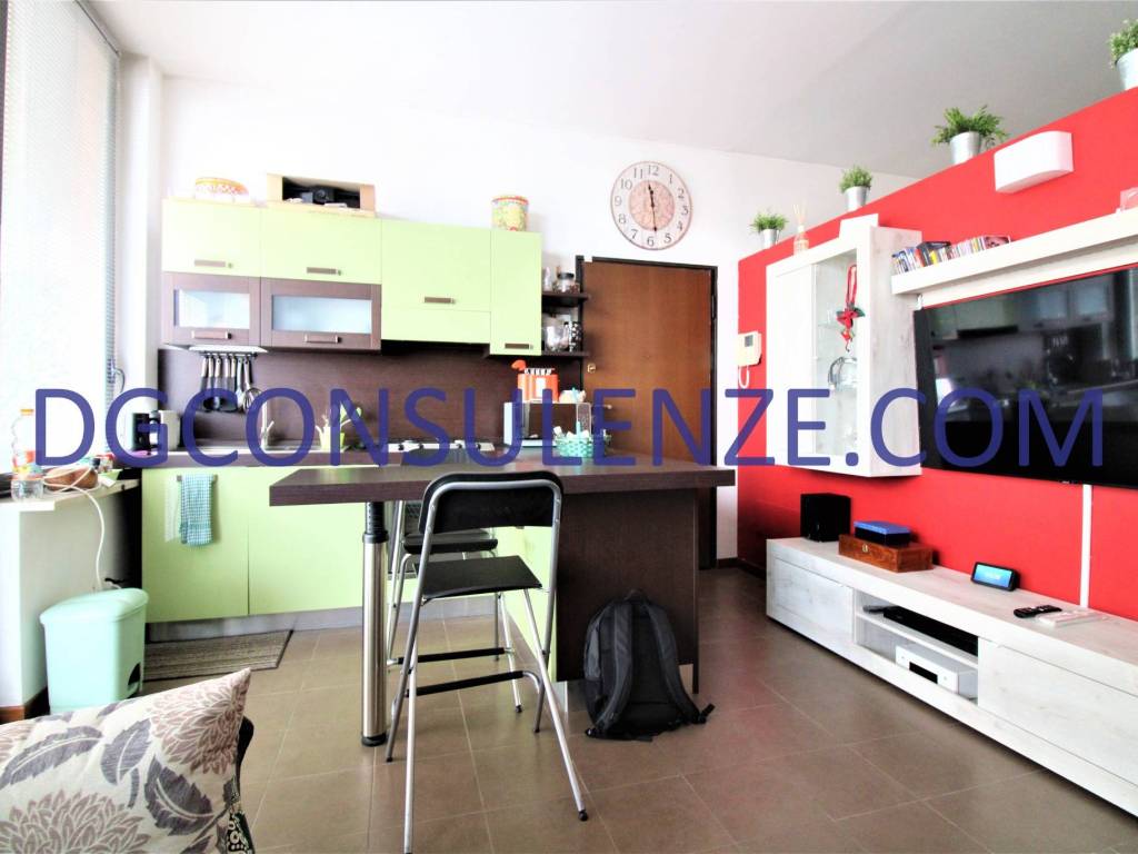 appartamento in vendita a Milano in zona Forlanini