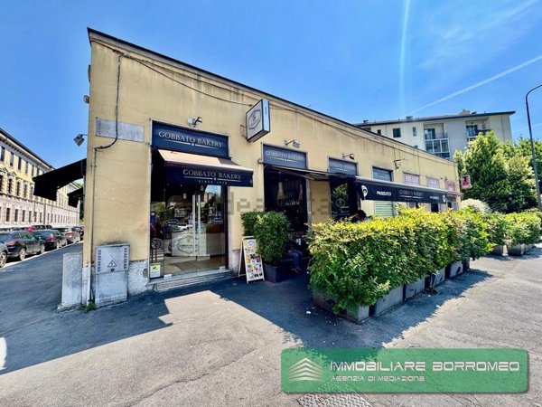 appartamento in vendita a Milano in zona Corvetto