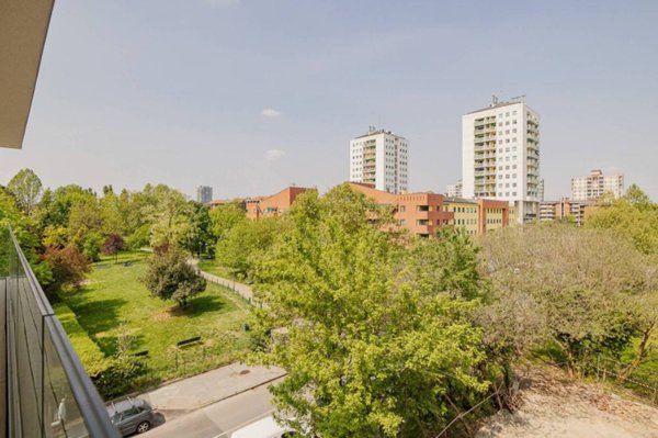 appartamento in vendita a Milano in zona Adriano