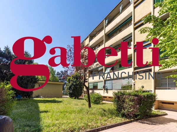 appartamento in vendita a Milano in zona Prato Centenaro