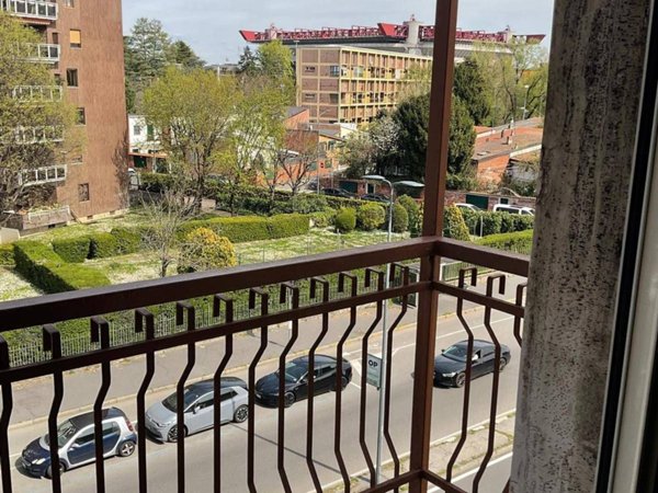 appartamento in vendita a Milano in zona Trenno