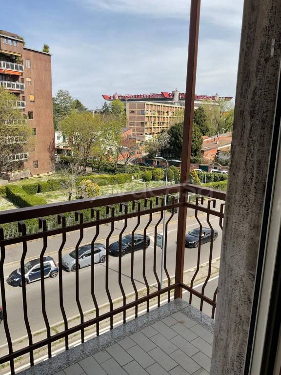 appartamento in vendita a Milano in zona Quarto Cagnino