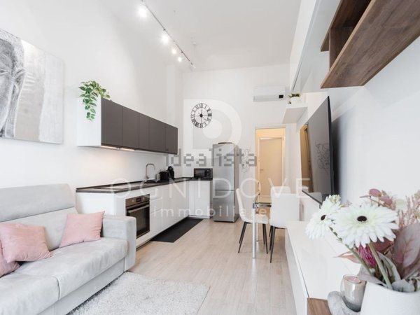 appartamento in vendita a Milano in zona Solari