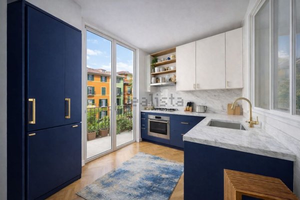 appartamento in vendita a Milano in zona Sempione