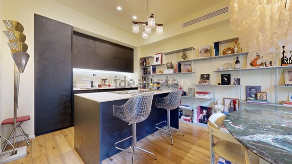 appartamento in vendita a Milano in zona Città Studi