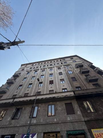 appartamento in vendita a Milano in zona Cascina dei Pomi