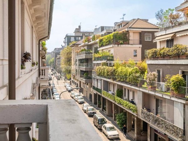 appartamento in vendita a Milano in zona Isola