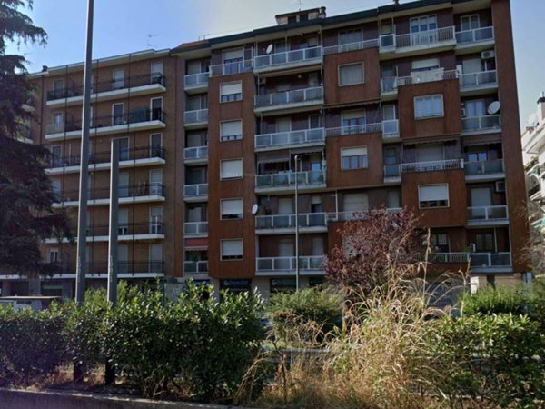 appartamento in vendita a Milano in zona Crescenzago