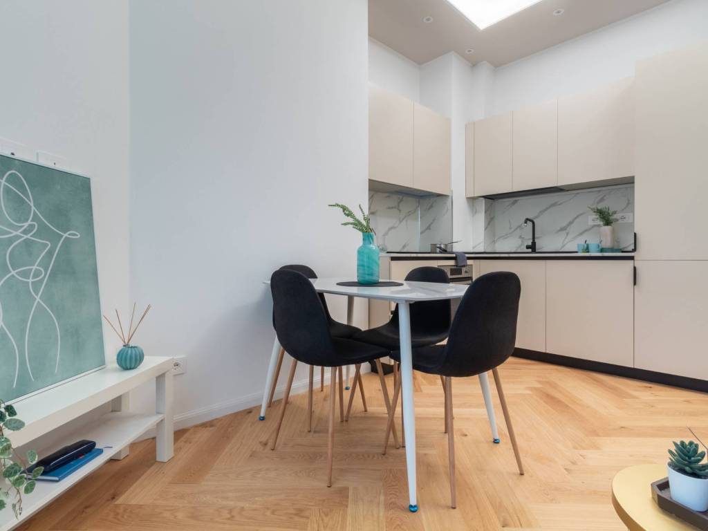 appartamento in vendita a Milano in zona Loreto