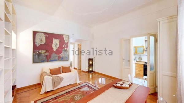 appartamento in vendita a Milano in zona Porta Garibaldi