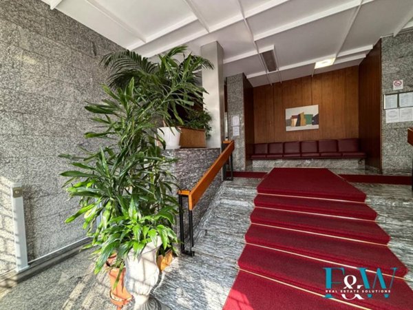 appartamento in vendita a Milano in zona Solari