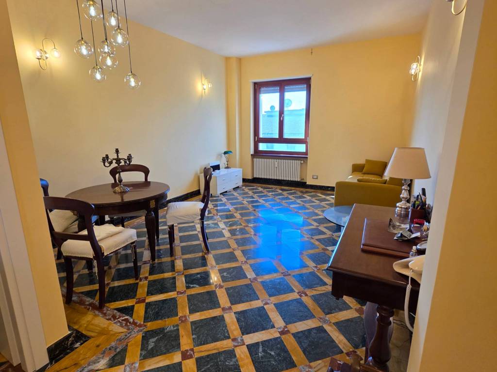 appartamento in vendita a Milano in zona Brera