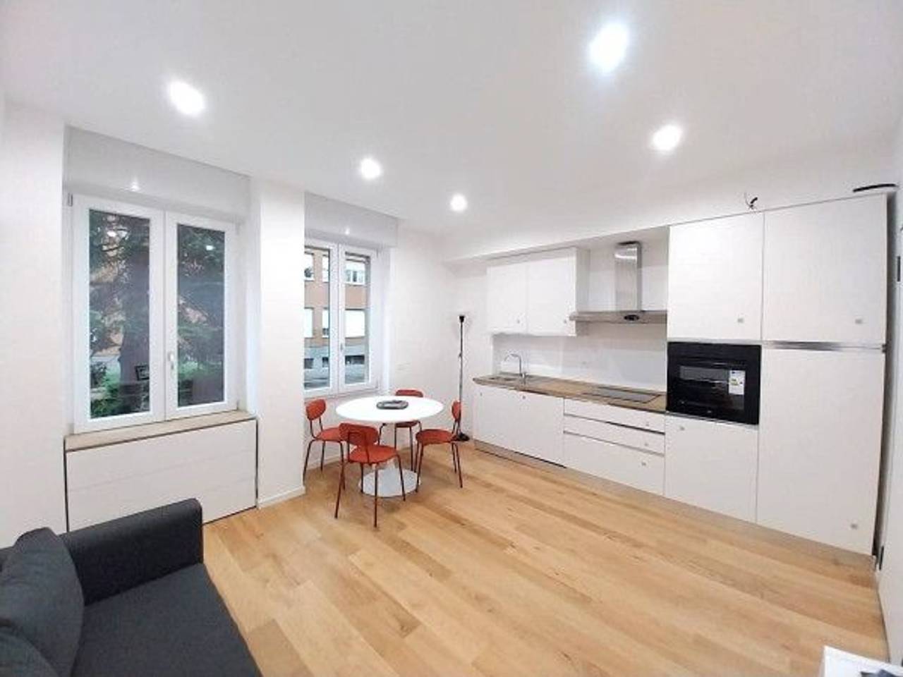 appartamento in vendita a Milano in zona Montalbino