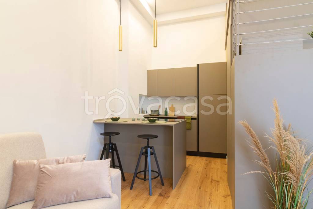 appartamento in vendita a Milano in zona Porta Genova