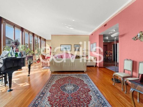 appartamento in vendita a Milano in zona Guastalla