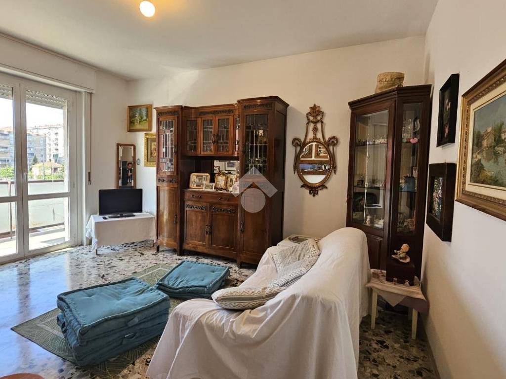 appartamento in vendita a Milano in zona Crescenzago