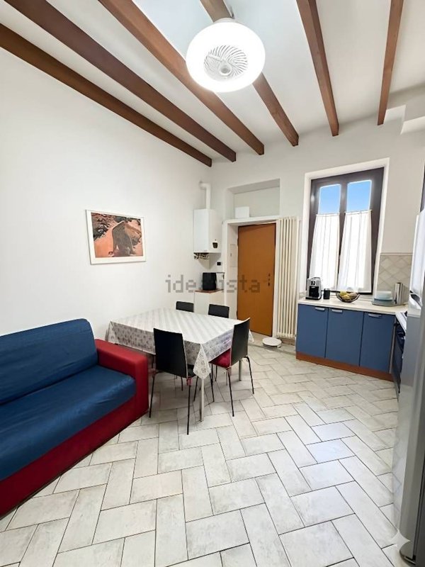 appartamento in vendita a Milano in zona Famagosta