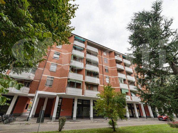 appartamento in vendita a Milano in zona Chiesa Rossa