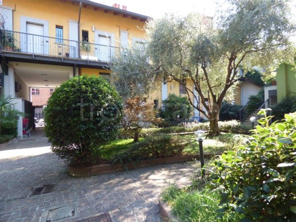 appartamento in vendita a Milano in zona Dergano