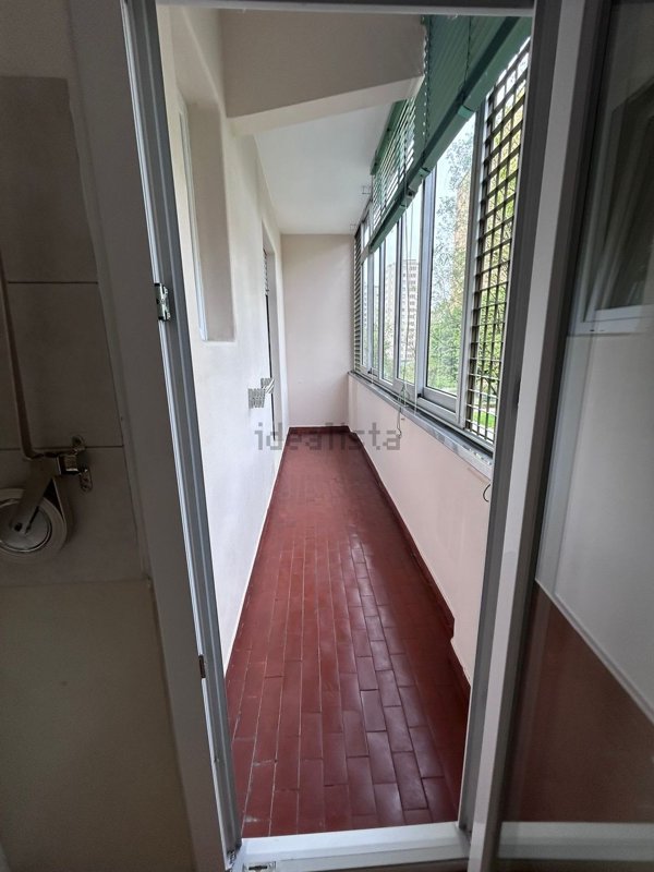 appartamento in vendita a Milano in zona Gallaratese