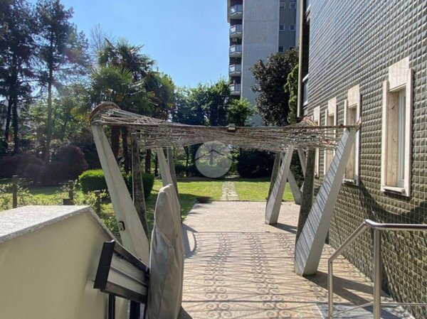 appartamento in vendita a Milano in zona Vigentino