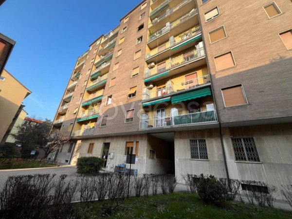 locale commerciale in vendita a Milano in zona Villapizzone
