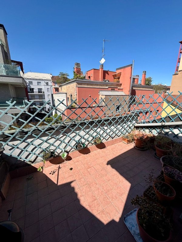 appartamento in vendita a Milano in zona Porta Romana