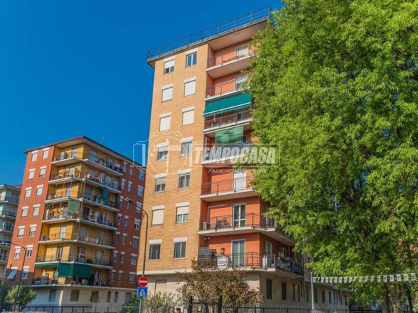 appartamento in vendita a Milano in zona Affori