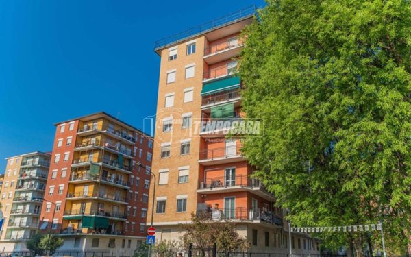 appartamento in vendita a Milano in zona Affori