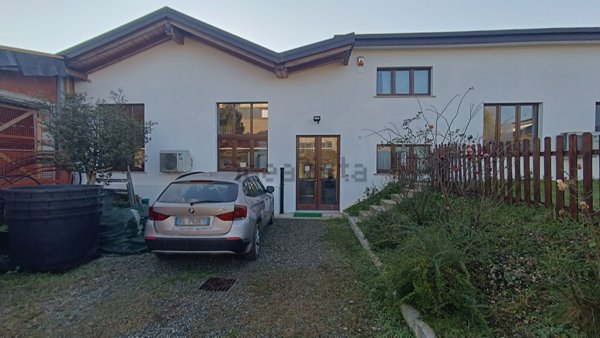 appartamento in vendita a Milano in zona Garegnano