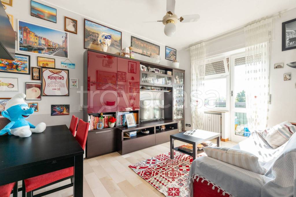 appartamento in vendita a Milano in zona Affori