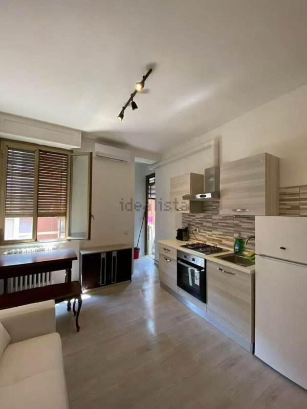 appartamento in vendita a Milano in zona Dergano