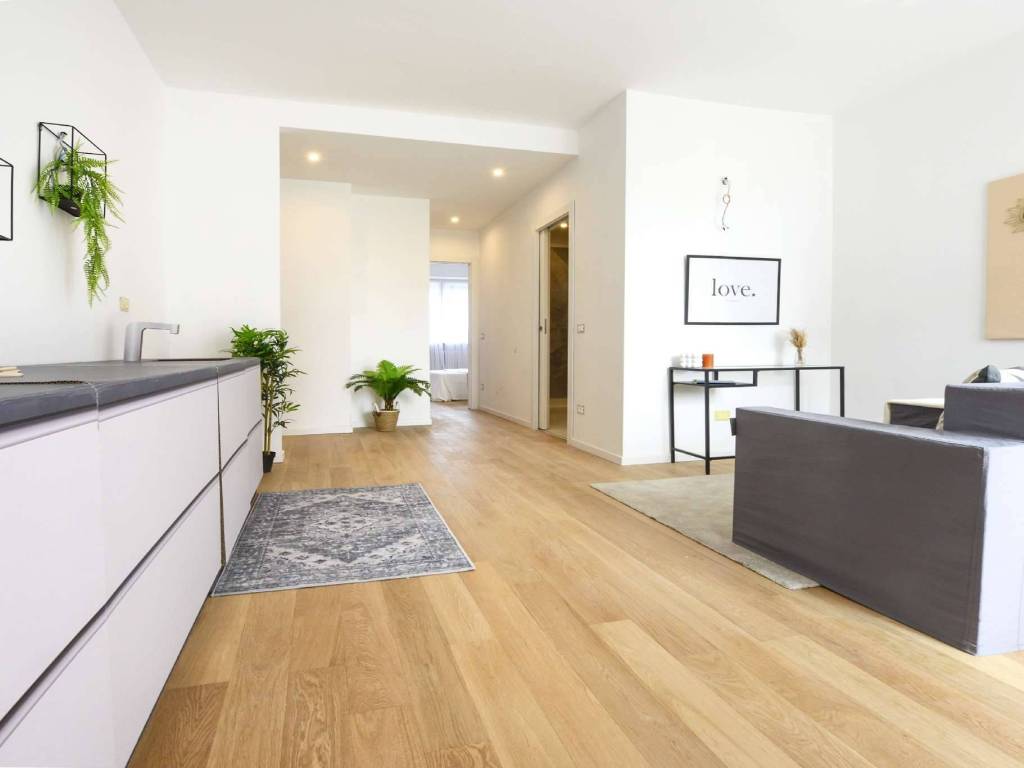 appartamento in vendita a Milano in zona Barona