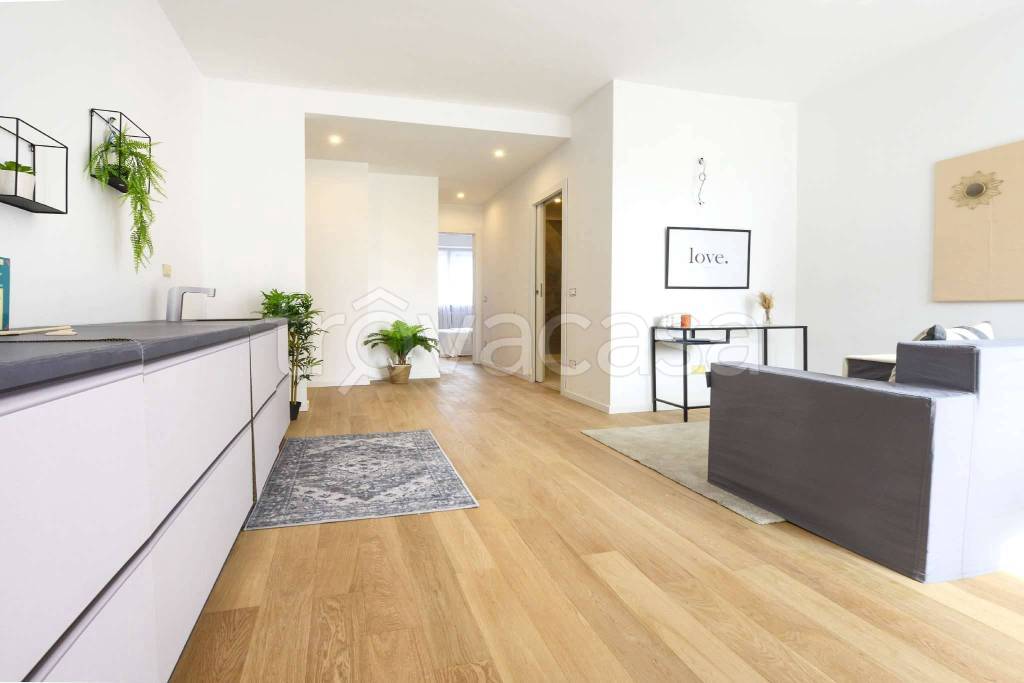 appartamento in vendita a Milano in zona San Cristoforo