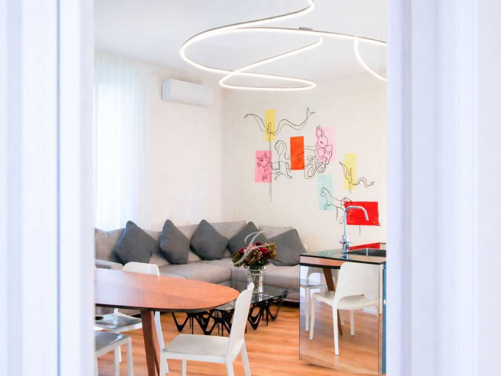 appartamento in vendita a Milano in zona Centro Direzionale