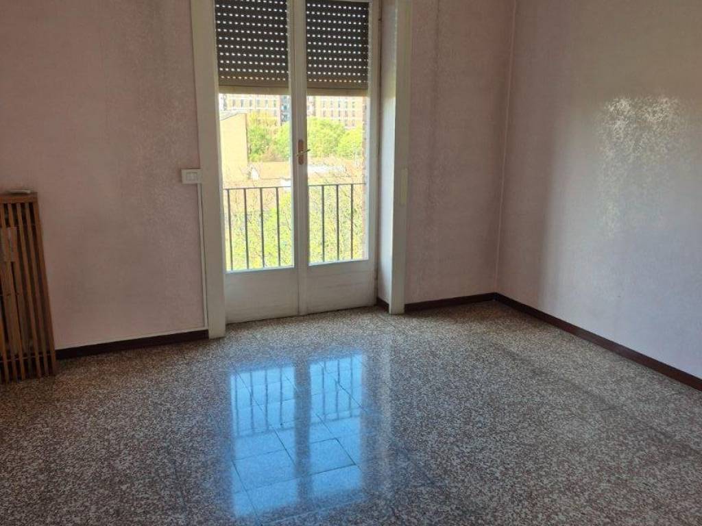 appartamento in vendita a Milano in zona Feltre