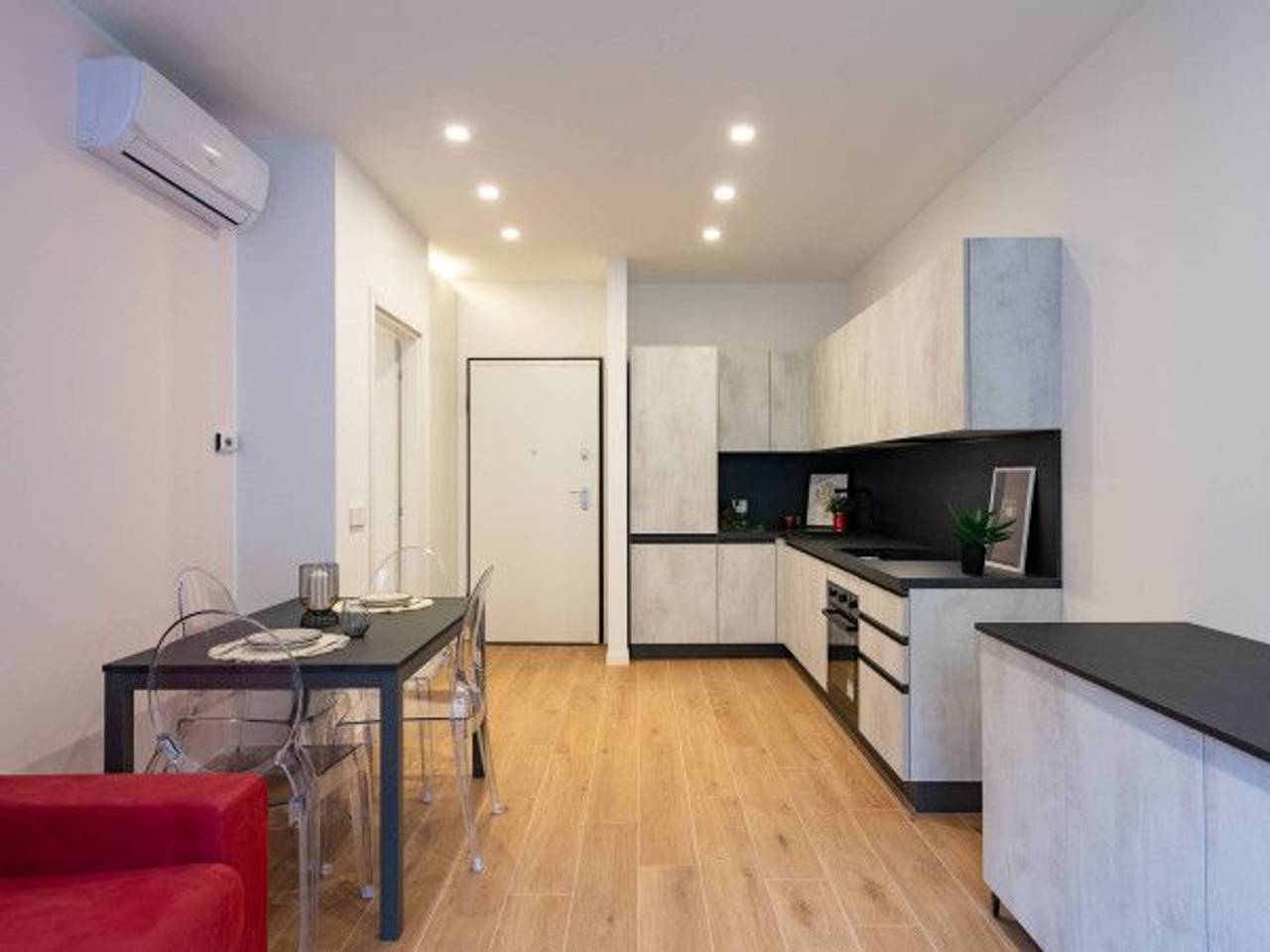 appartamento in vendita a Milano in zona Sempione